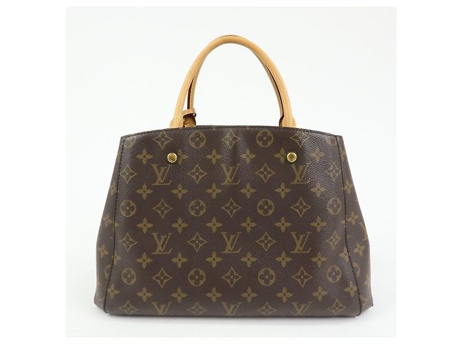 Louis Vuitton Montaigne Monogram Canvas MM - vista 2