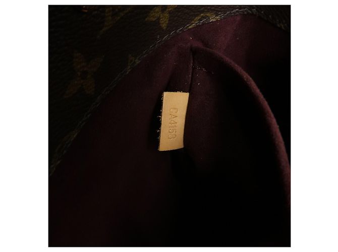 Louis Vuitton Montaigne Monogram Canvas MM - vista 7