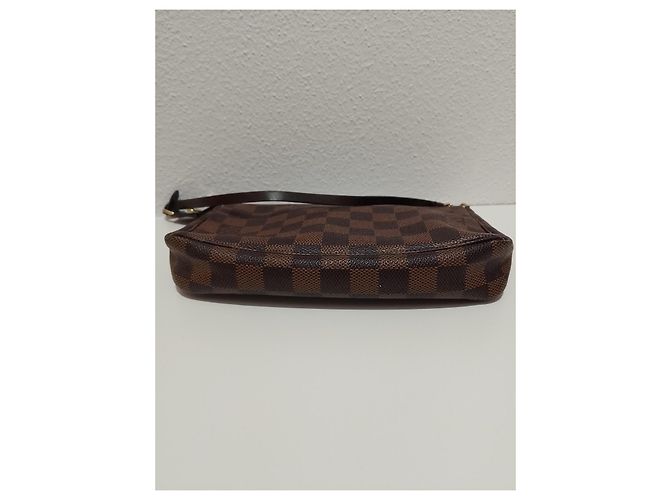 Louis Vuitton Pochette Damier Ebene clutch - vista 3