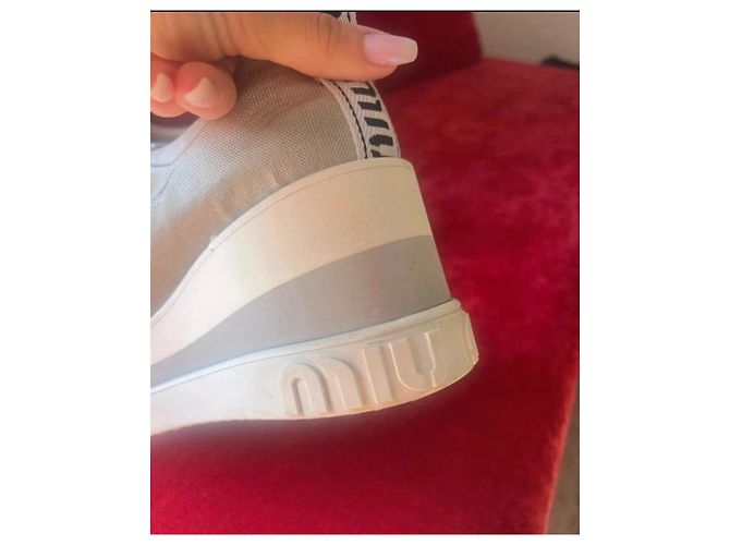 Sneakers Miu Miu in tela argento con zeppa - vista 16