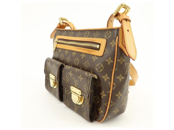 Louis Vuitton Hudson Monogram Canvas GM - vista 3