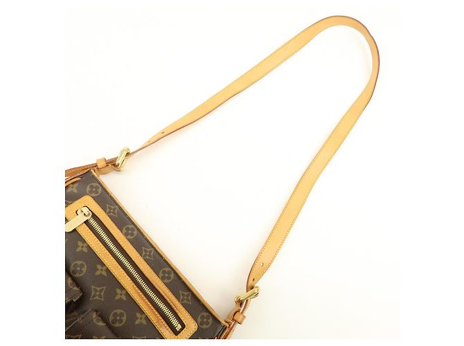 Louis Vuitton Hudson Monogram Canvas GM - vista 7