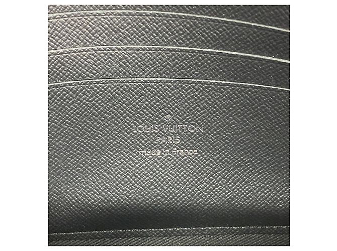 Louis Vuitton Monogram Eclipse Pochette Discovery PM - view 5