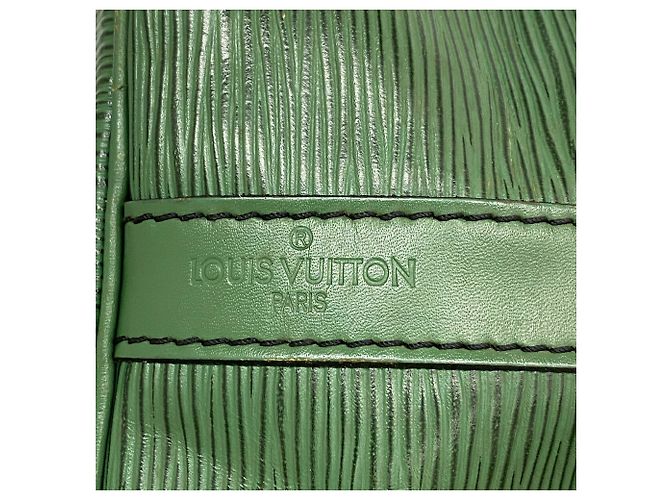 Noe Borsa a tracolla Louis Vuitton Epi Petit Noé - Borneo Green - vista 5