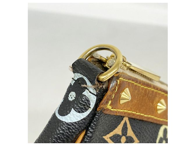 Louis Vuitton Monogram Multicolor Pochette Accessoires M92648 Noir - vista 10