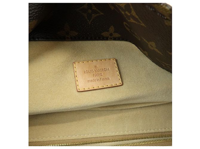 Louis Vuitton Artsy Monogram Canvas MM - vista 6