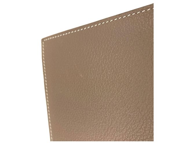 Hermès Hermes Citizen Twill Compact Silk Bi-Fold Wallet - view 13