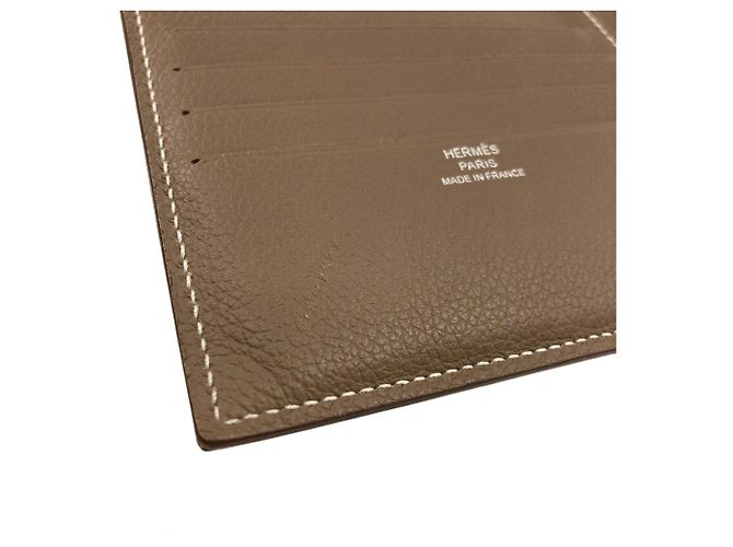 Hermès Hermes Citizen Twill Compact Silk Bi-Fold Wallet - view 8