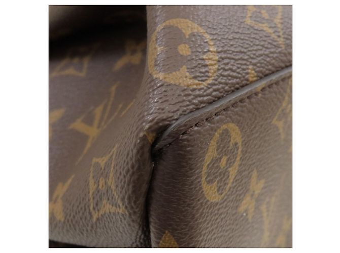 Louis Vuitton M44546 Rivoli MM Handbag - vista 22