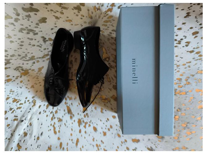 Scarpe Minelli in vernice nera - vista 4