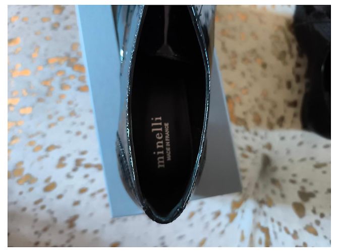 Scarpe Minelli in vernice nera - vista 6