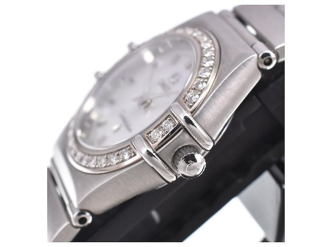 Omega Constellation Quartz Stainless Steel mit Diamantlünette und Diamantindizes 22 - Ansicht 3