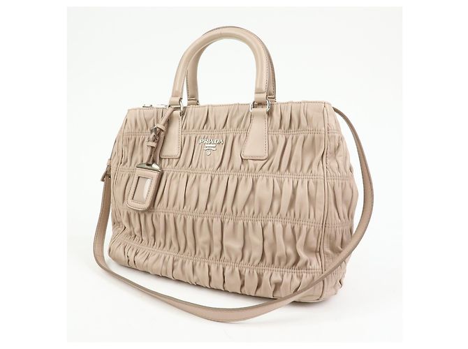 Prada Gaufre Nappa Leather Small - vista 3