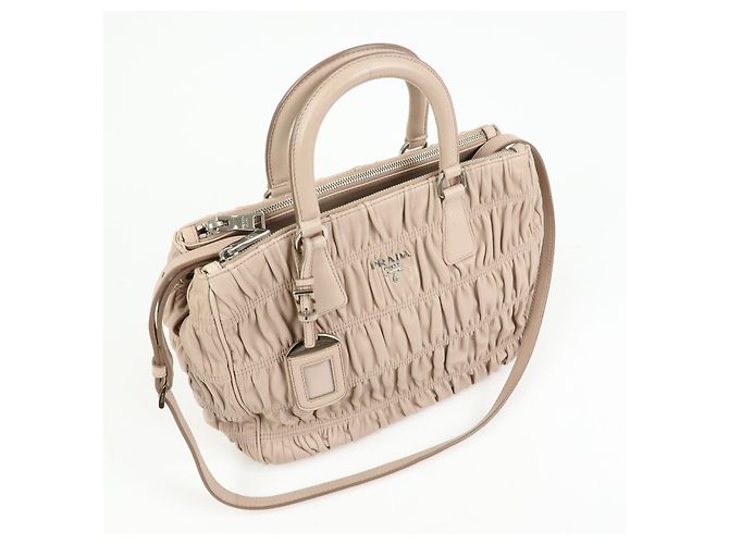 Prada Gaufre Nappa Leather Small - vista 4