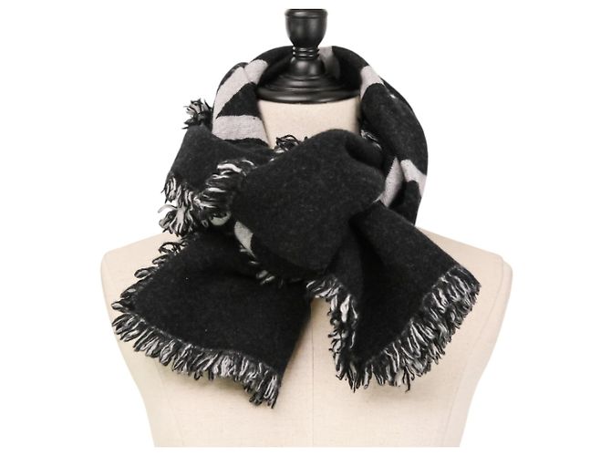 Louis Vuitton Echarpe Team Sciarpa/Stola in Lana e Cashmere - vista 10