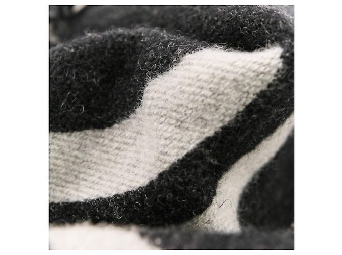Louis Vuitton Echarpe Team Sciarpa/Stola in Lana e Cashmere - vista 8