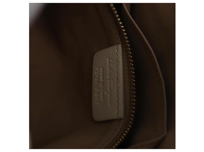 Salvatore Ferragamo Sofia Satchel in pelle intrecciata Medium - vista 7