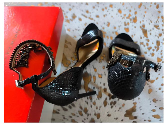 Charles Jourdan high heel sandals adorned with rhinestones - view 5