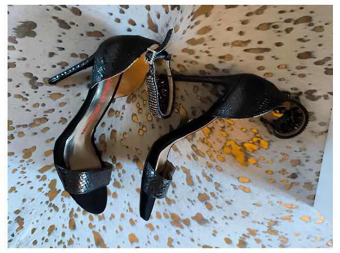 Charles Jourdan high heel sandals adorned with rhinestones - view 8