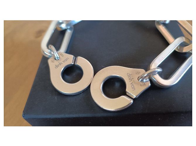 Dinh Van Bracciale manette R20 in argento - vista 3