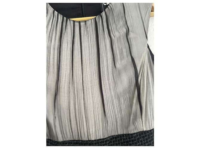 Chanel Abito in Lana e Seta Grigio e Nero - vista 5