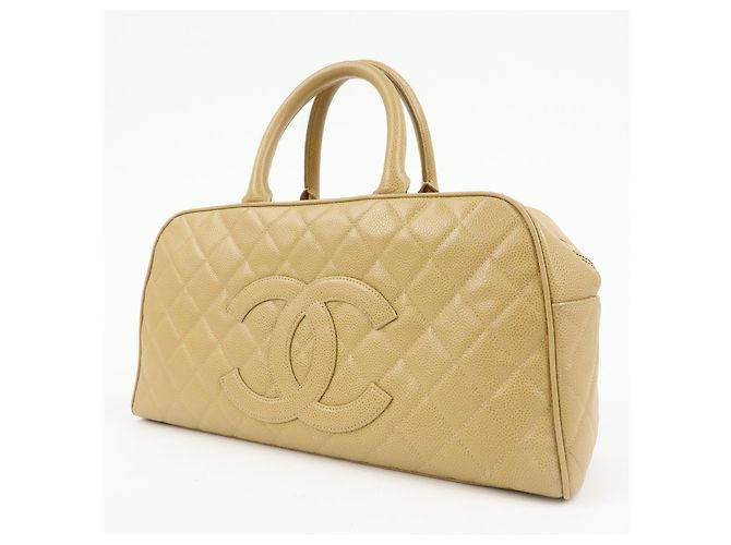 Chanel Timeless CC Bowler Quilted Caviar Medium - vista 3