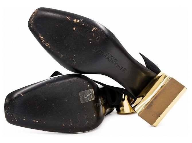 JW Anderson Scarpe J.W. Anderson in pelle bianca e camoscio nero con cinturini - vista 5