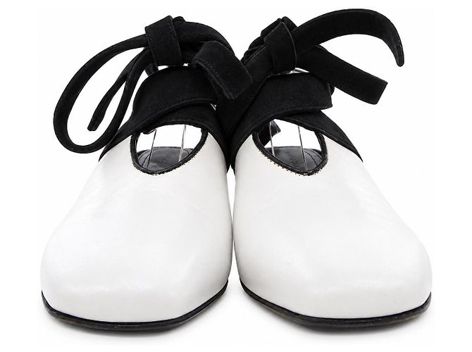 JW Anderson Scarpe J.W. Anderson in pelle bianca e camoscio nero con cinturini - vista 6
