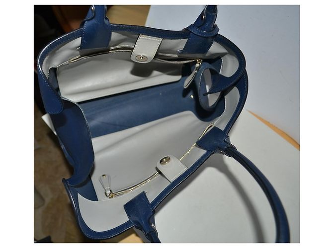 Tod's Cape Bag Borsa a mano in pelle blu - vista 9