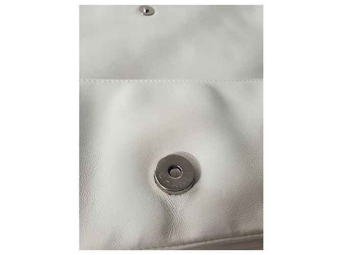 Borsa a pochette Chanel Ice Cube in pelle nera e bianca - vista 7