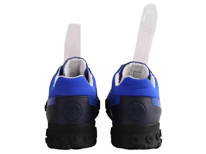Sneakers Chanel blu in tessuto - vista 2
