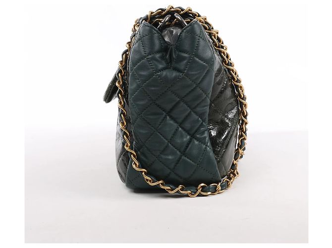 Borsa a tracolla Chanel Reissue Accordion in pelle matelassé mix Verde - vista 3