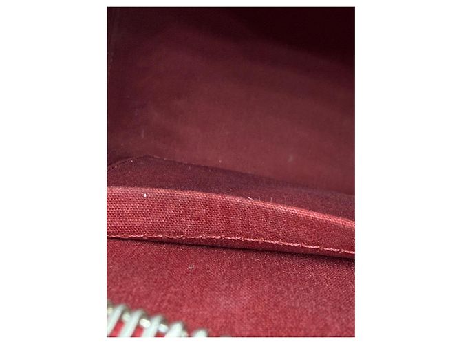 Louis Vuitton Brea GM borsa in pelle Epi bordeaux - vista 15