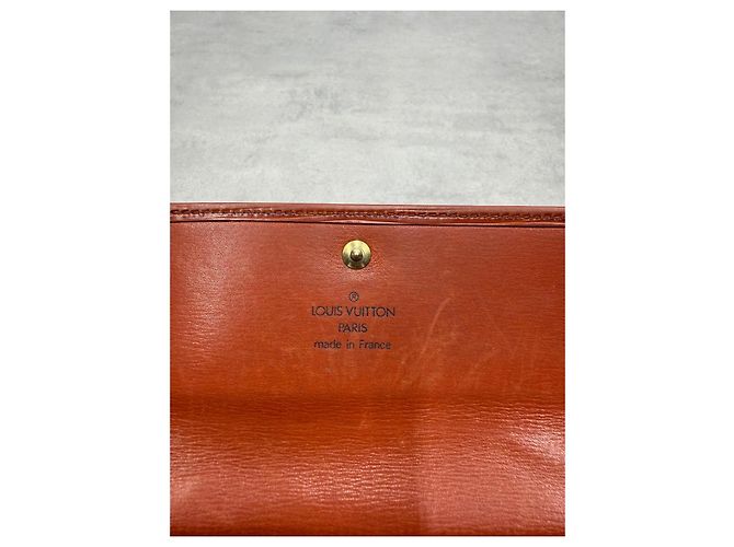 Louis Vuitton Cartera Larga Piel Epi Marrón - vista 11