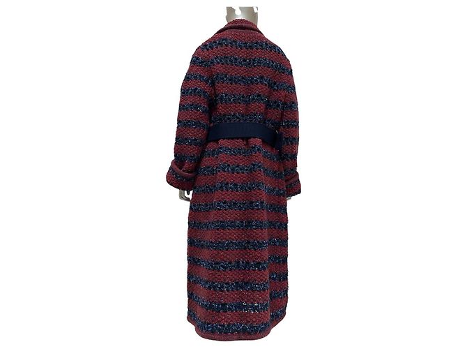 Abrigo de bouclé a rayas Chanel 2017 con hebilla CC Sz.44 de segunda mano - vista 2
