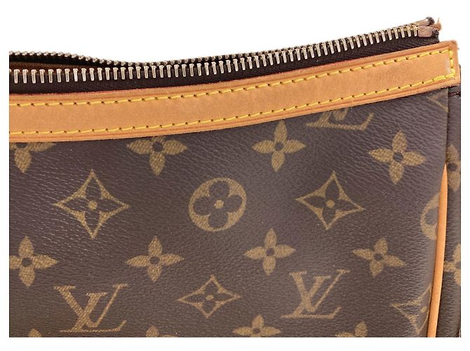Louis Vuitton M40075 Borsa a Spalla Tulum GM - vista 11