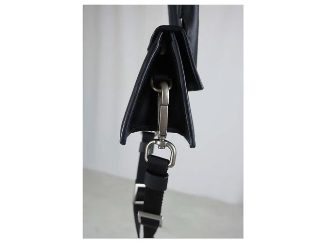 Mini borsa Jacquemus in pelle nera - vista 5