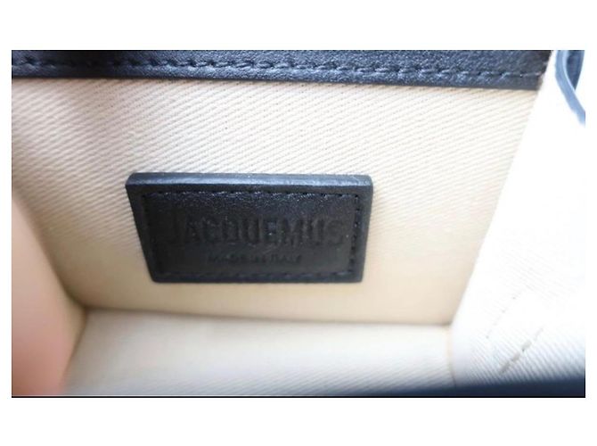 Mini borsa Jacquemus in pelle nera - vista 7