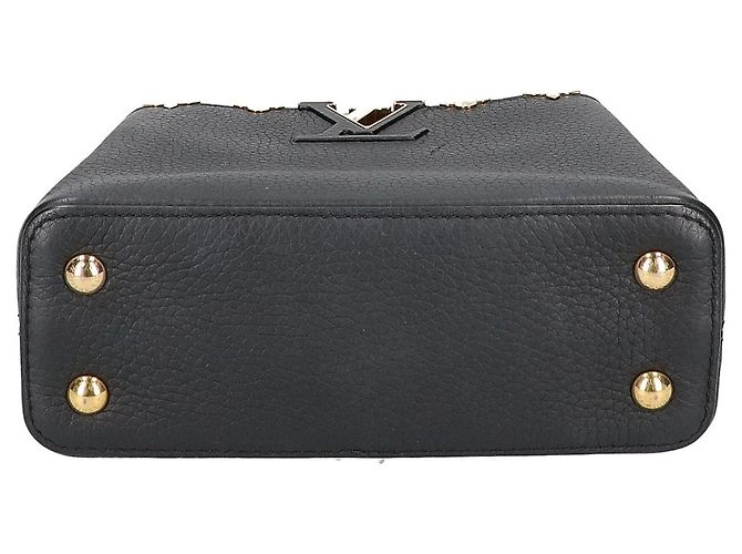 Borsa 2-Way Louis Vuitton Capucines MINI in pelle Taurillon - vista 5