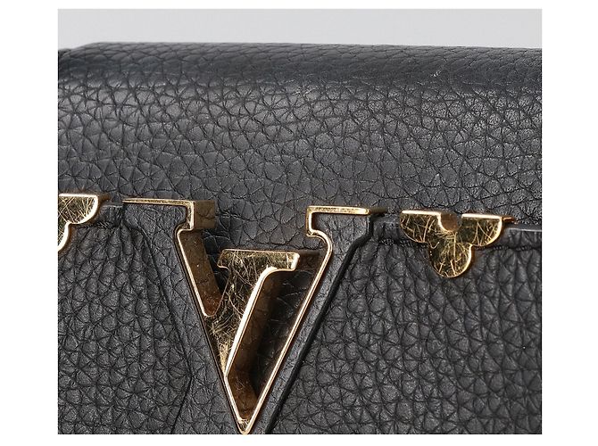 Borsa 2-Way Louis Vuitton Capucines MINI in pelle Taurillon - vista 9