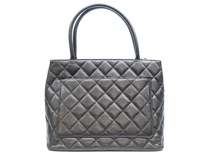 Borsa Tote Chanel Reissue in pelle Caviar nera - vista 3