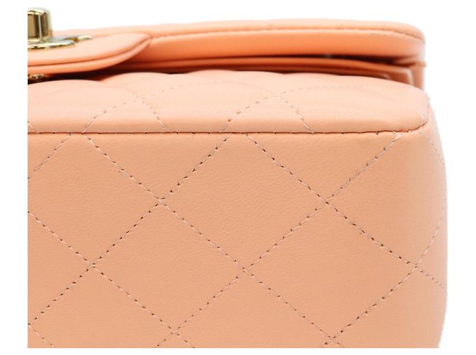 Borsa a tracolla Chanel AO1113 in pelle d'agnello matelassé rosa salmone - vista 6