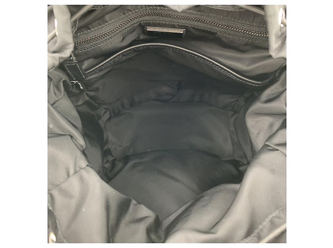Prada Re Nylon Canvas Rucksack Schultertasche Schwarz mit silberner Hardware - Ansicht 5