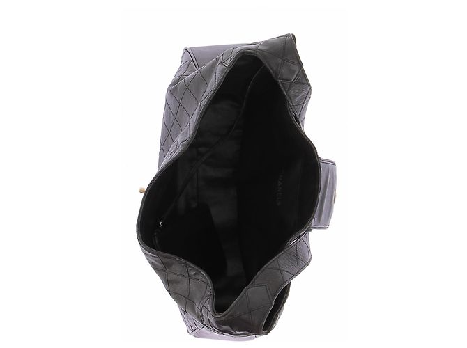 Chanel Borsa media in pelle nera con logo dorato - vista 7