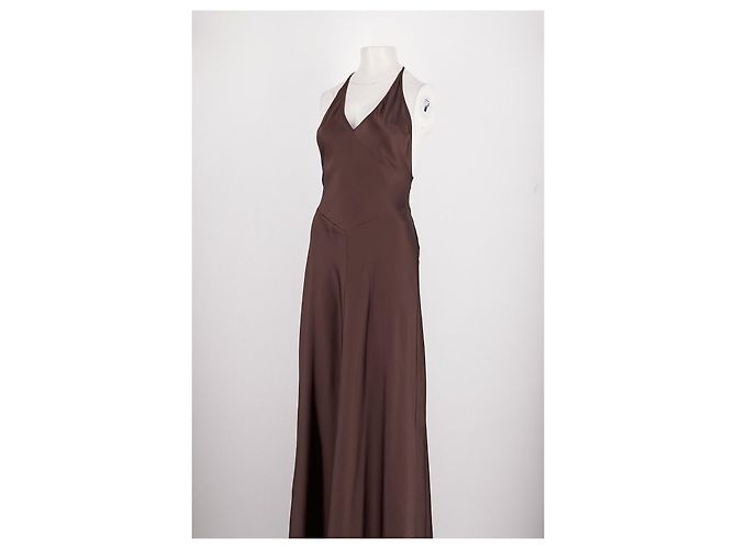Reformation Braunes Seidenkleid mit V Ausschnitt - Ansicht 4