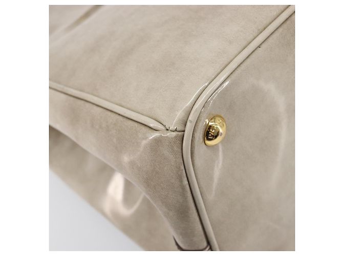 PRADA Hand Bag Patent Beige Gold Tone - vista 18
