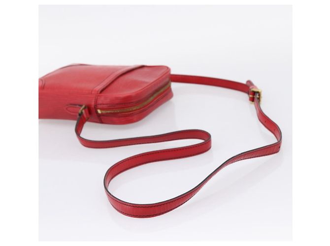 LOUIS VUITTON Epi Danube Shoulder Bag Red M45637 LV - vista 7