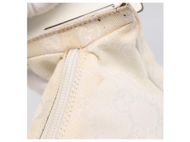 GUCCI Shoulder Bag GG Canvas White Gold 92699 - vista 10