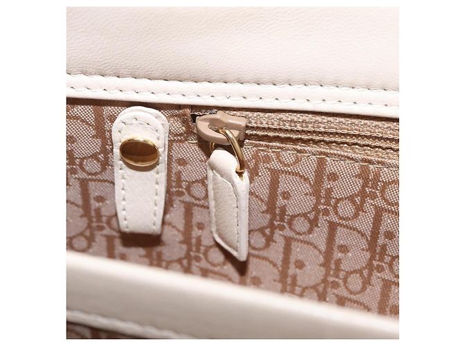 Christian Dior Canage Shoulder Bag Lamb Skin Beige Gold Tone - vista 28