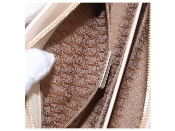 Christian Dior Canage Shoulder Bag Lamb Skin Beige Gold Tone - vista 29